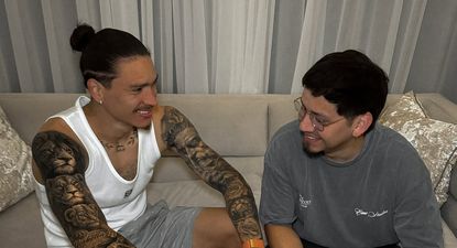 Darwin Núñez mostró sus nuevos tatuajes