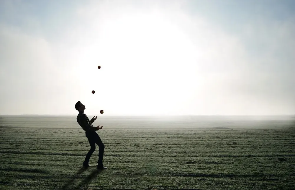 lo que pasa en tu mente pasa en tu cuerpo y tu cuerpo afecta tu mente.