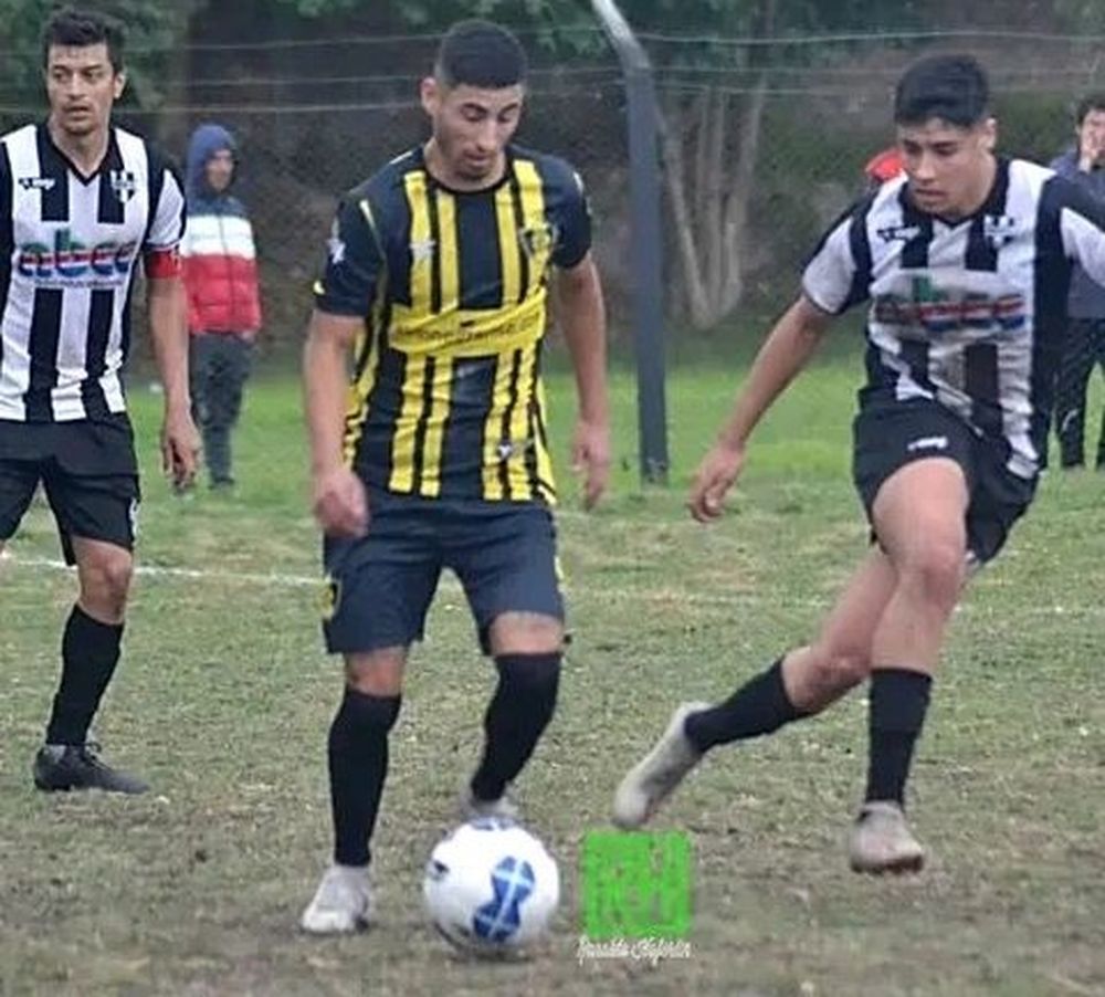 Walter Domínguez durante su pasaje por el fútbol de Fray Bentos