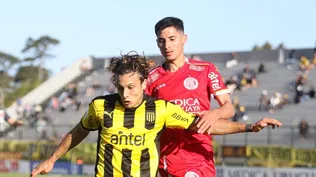 Agustín Canobbio terminó jugando de 9 contra Rentistas