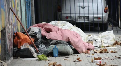 murio un hombre en situacion de calle e investigan si fue por hipotermia