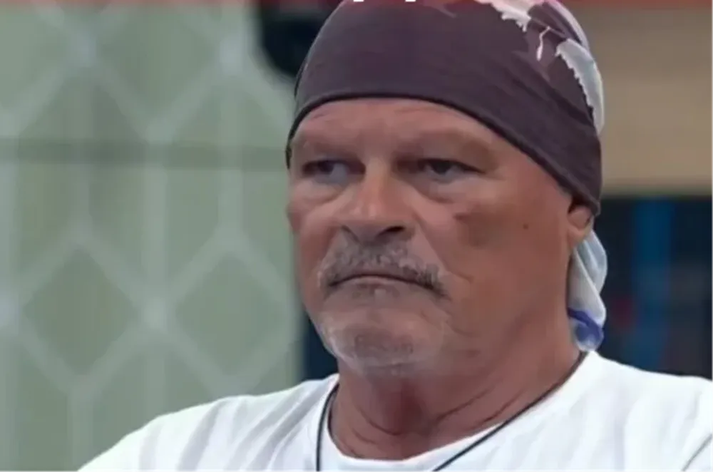 Alfa dijo que le tiene repulsón a Cata de GH por una versión de que habría querido seducirla