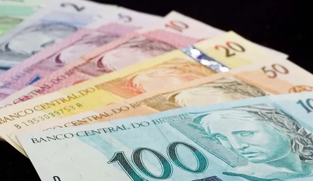 Banco Central de Brasil sorprende con agresivo recorte de tasas para rescatar a la economía