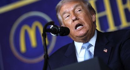 El Observador | Donald Trump habla en el evento de McDonals sobre el costo de vida y la inflación. AFP