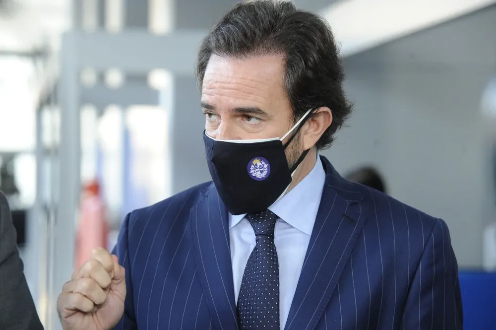 Deberá ir a explicar los favores que pidió.