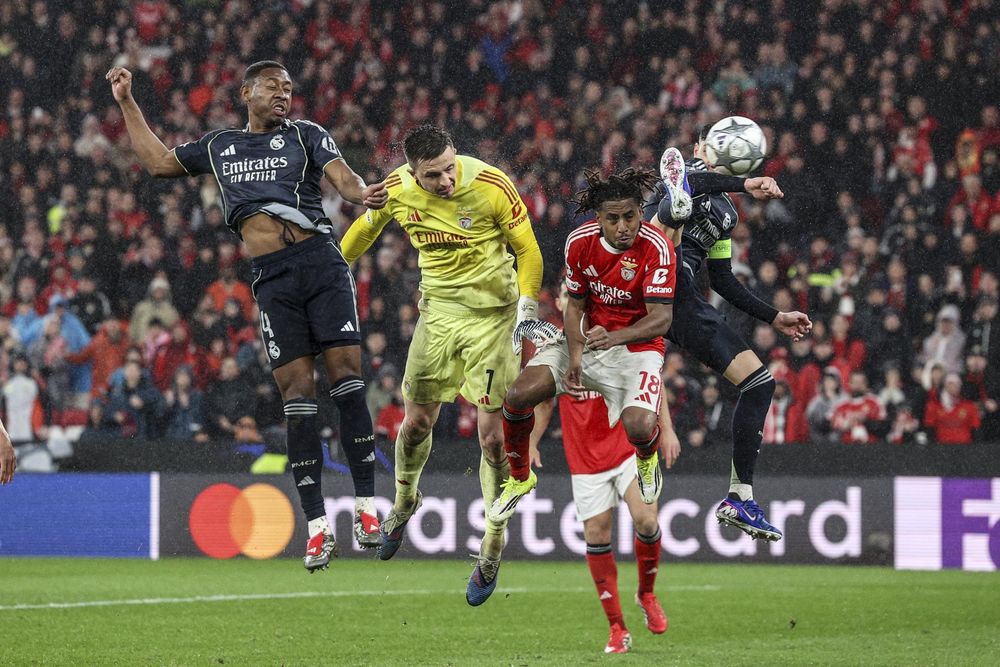 El cabezazo de Anatoliy Trubin y la marca de Federico Valverde