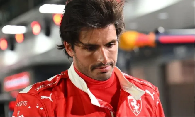 Sainz se molesta con la FIA.