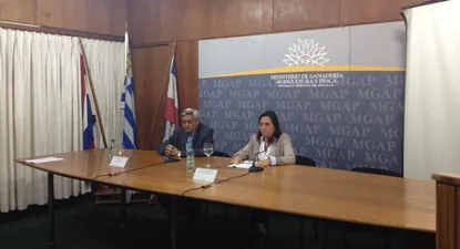 El Observador | Zorrilla de San Martín y Hill en la Sala Schwedt del MGAP