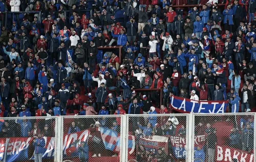 Hinchada de Nacional