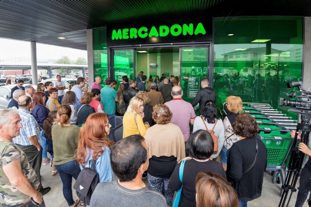 primer-establecimiento-de-mercadona-en-portugal-efe-peter-sparks-1000x665.jpeg