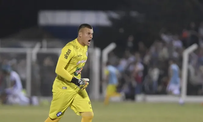 Aguerre tuvo un informe positivo y volvió a entrenar en Cerro Largo