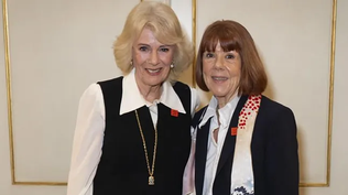 La Reina Camila y Gisele Pelicot juntas en Clarence House.