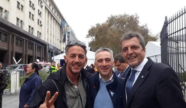 Mercanzini junto a Andrés Larroque y Sergio Massa