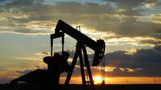 El petróleo abre en alza por tensiones políticas en Medio Oriente