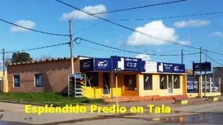 La superficie de terreno que ocupa el padrón alcanza a 1.371 m2