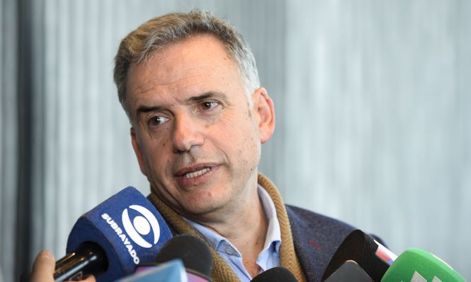 Si quieren seguir entretenidos con eso, que sigan, dijo Orsi sobre el pedido de renuncia de la oposición al presidente de ASSE