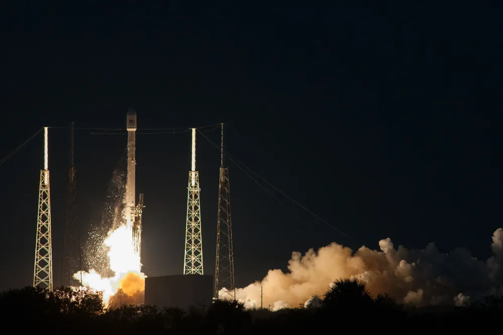Despegue de Falcon 9 y SES-8 este martes