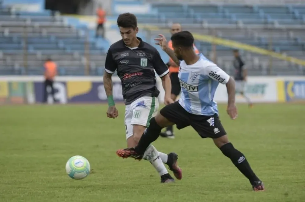 Cerro venció 1-0 a Racing en el Troccoli