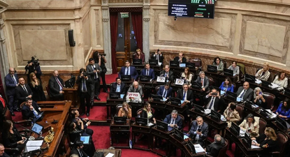 Promulgaron las leyes de emergencia pediátrica y financiamiento universitario pero postergaron su aplicación