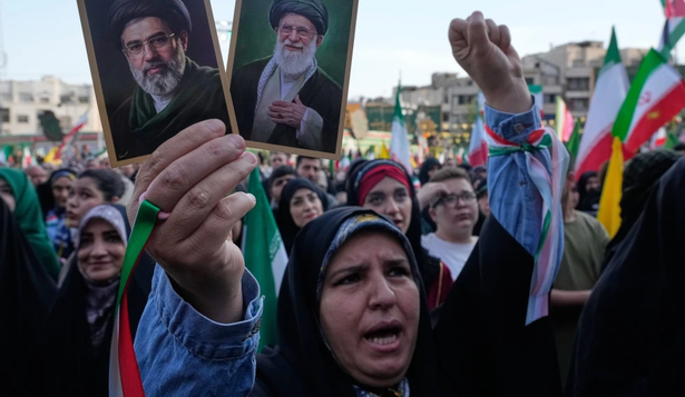 El líder supremo de Irán desafía a Trump y afirma que Teherán protegerá sus capacidades nucleares y de misiles