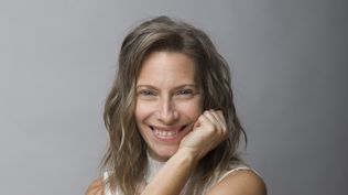 Elena Roger en Concierto, se presentará en España el 27 de octubre en Valencia el 29 de octubre en Madrid y 3 de noviembre en Barcelona,