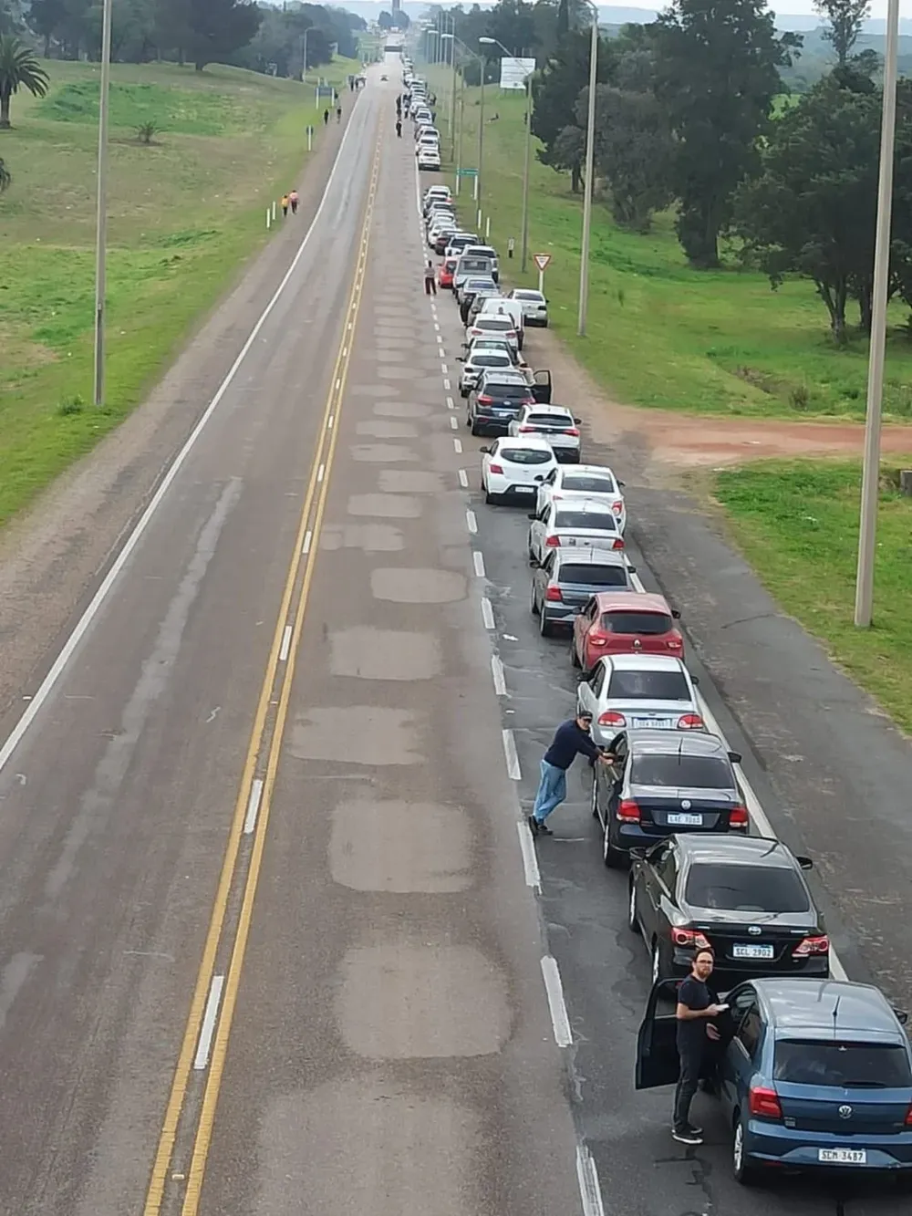Entre el jueves y viernes hubo demoras de hasta diez horas para pasar a Argentina.