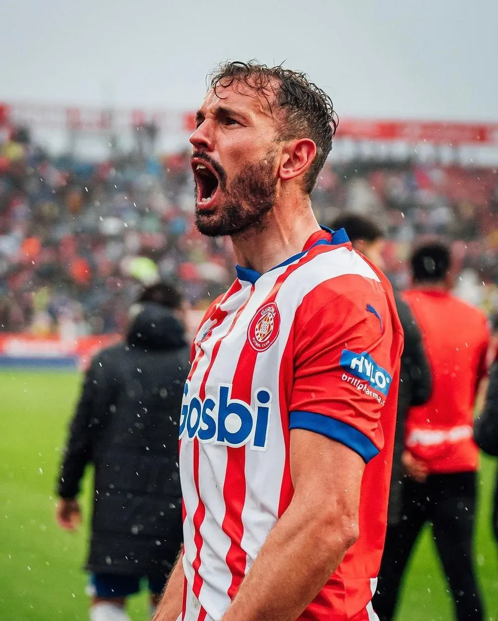 Cristhian Stuani celebra su gol en la hora para Girona ante Betis
