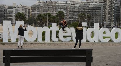 Cartel de Montevideo. Archivo