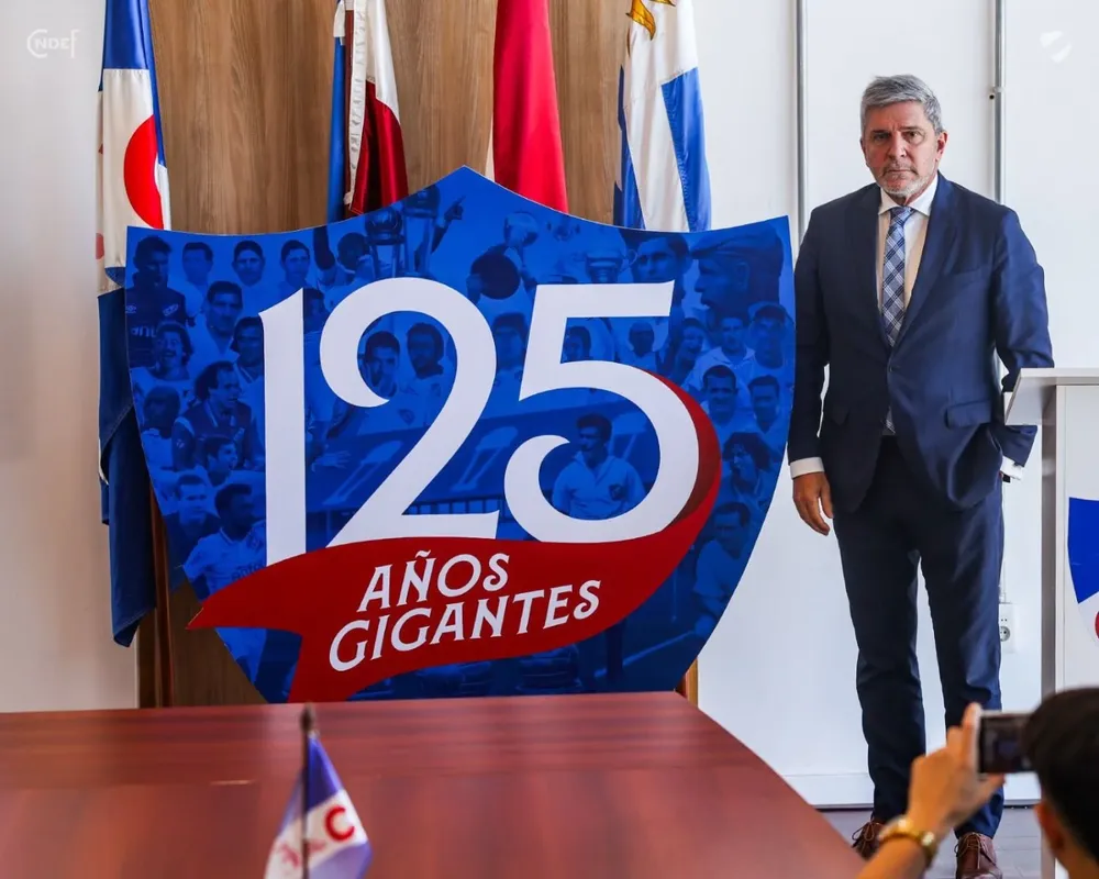 Balbi en el lanzamiento