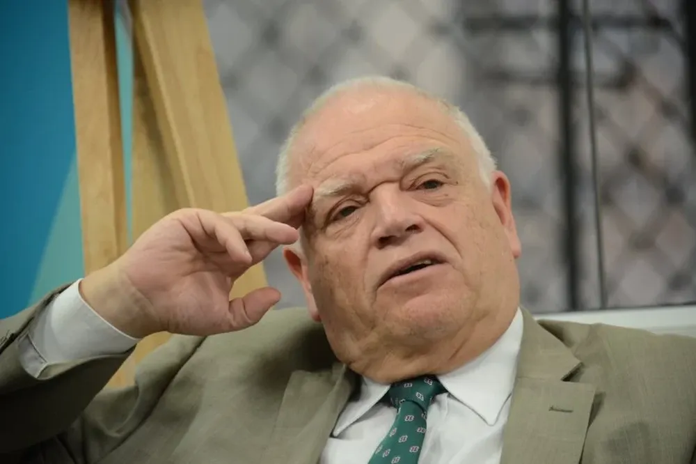 Ricardo Pérez Manrique tiene el apoyo de Tabaré Vázquez