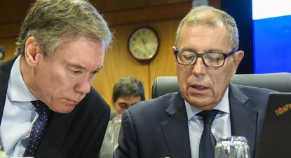 El Observador | 20250402 Martín Vallcorba, Gabriel Oddone. Ministro de Economía y equipo económico en Comisión de Hacienda.