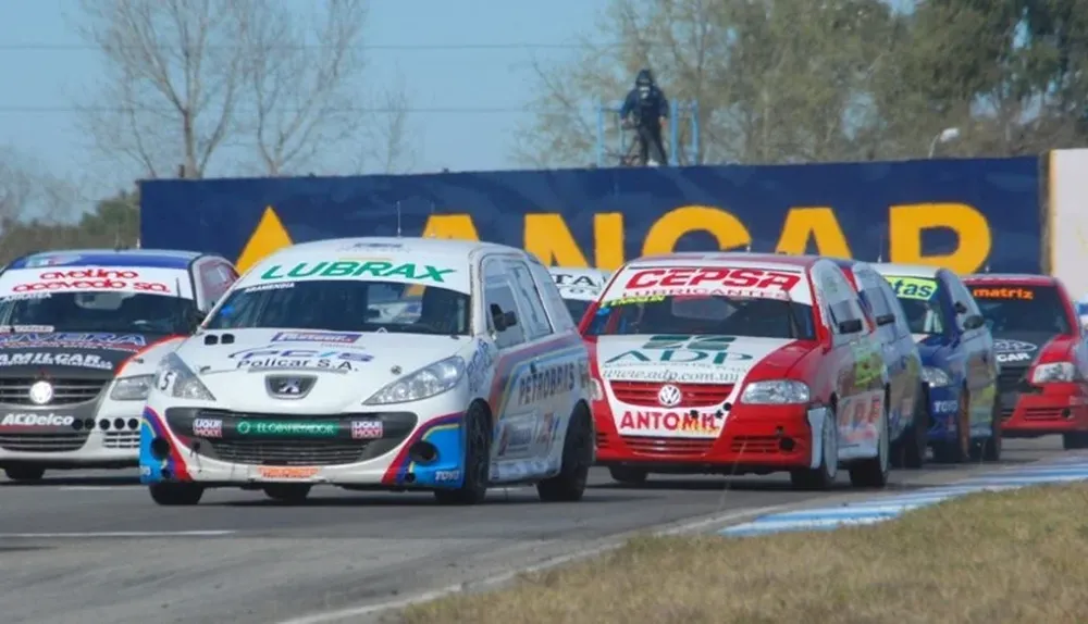 Rodrigo Aramendía se recuperó del accidente en la fecha anterior y peleará la punta.
