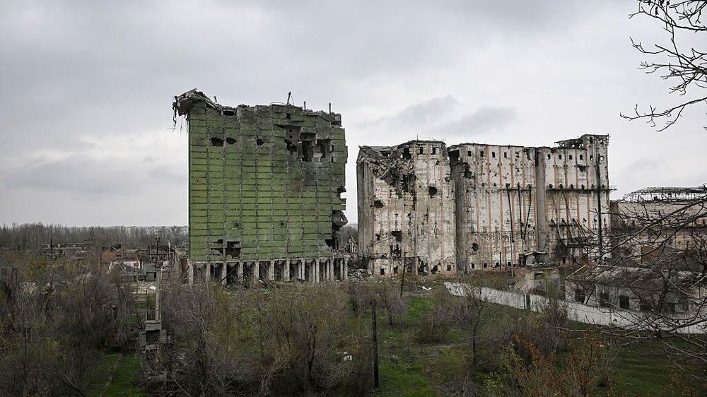 Omar cuenta que los envían a la línea de frente con muy poco entrenamiento.