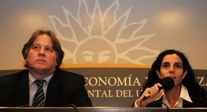 Buscar ahora el superávit fiscal