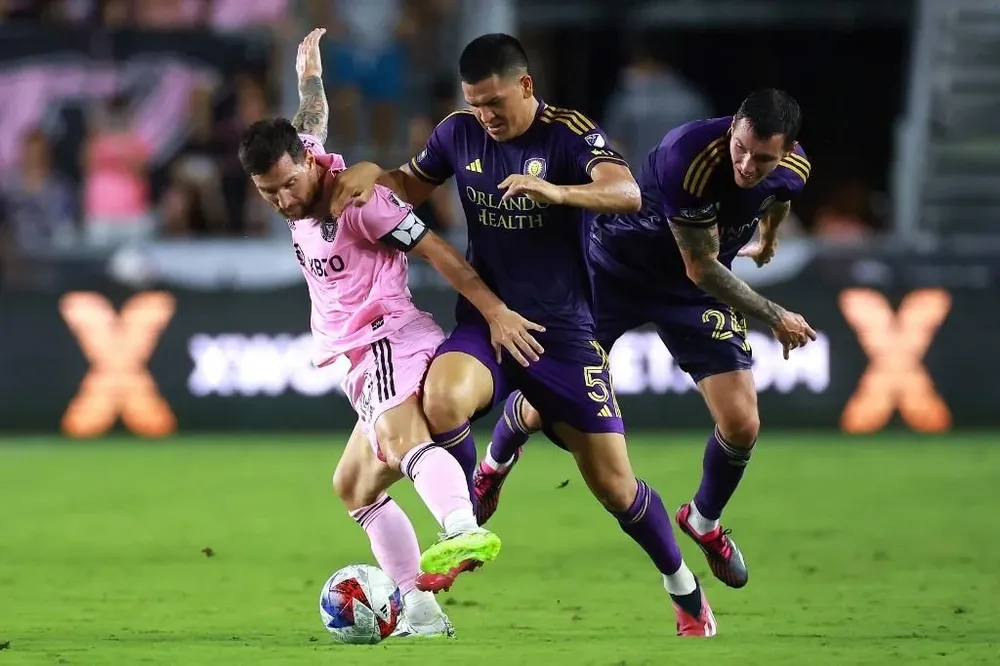 César Araújo y Lionel Messi