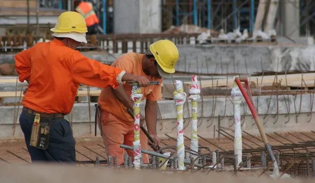 Una ley para prevenir riesgos y accidentes en lugares de trabajo