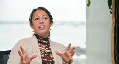 Directora de UTE propone que jubilados y estudiantes accedan a tarifa subsidiada