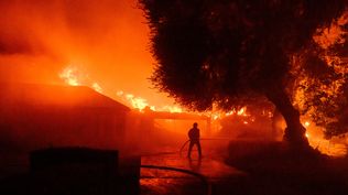 De Paris Hilton a Anthony Hopkins: todas las celebridades que perdieron sus casas en los incendios de Los Ángeles