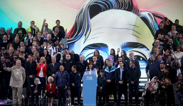Opertaivo clamor en marcha para que Cristina Fernández de Kirchner sea la presidenta del PJ