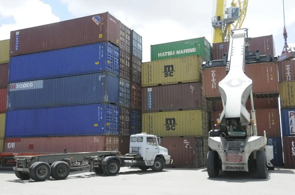 Los camiones operan normalmente en el puerto de Montevideo
