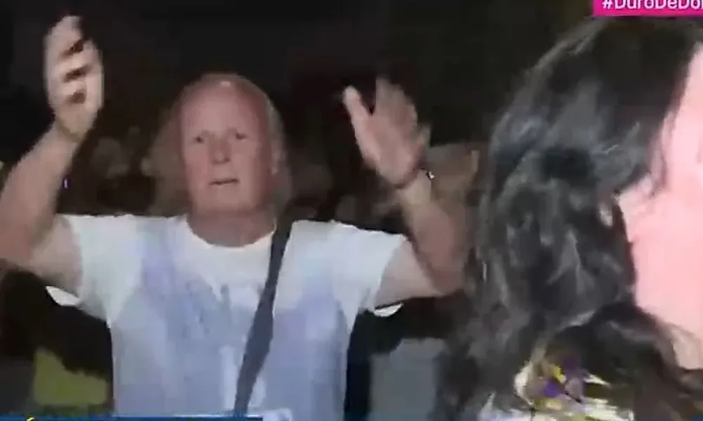 El colorado de Omar en la manifestación