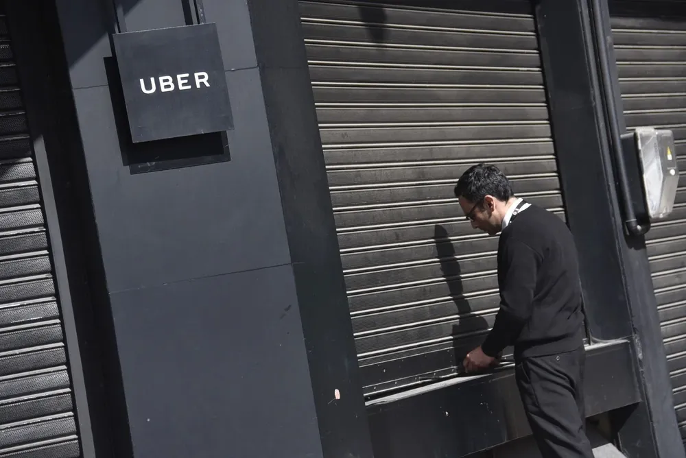 Uber deberá pagarle aguinaldo y salario vacacional a otro de sus choferes