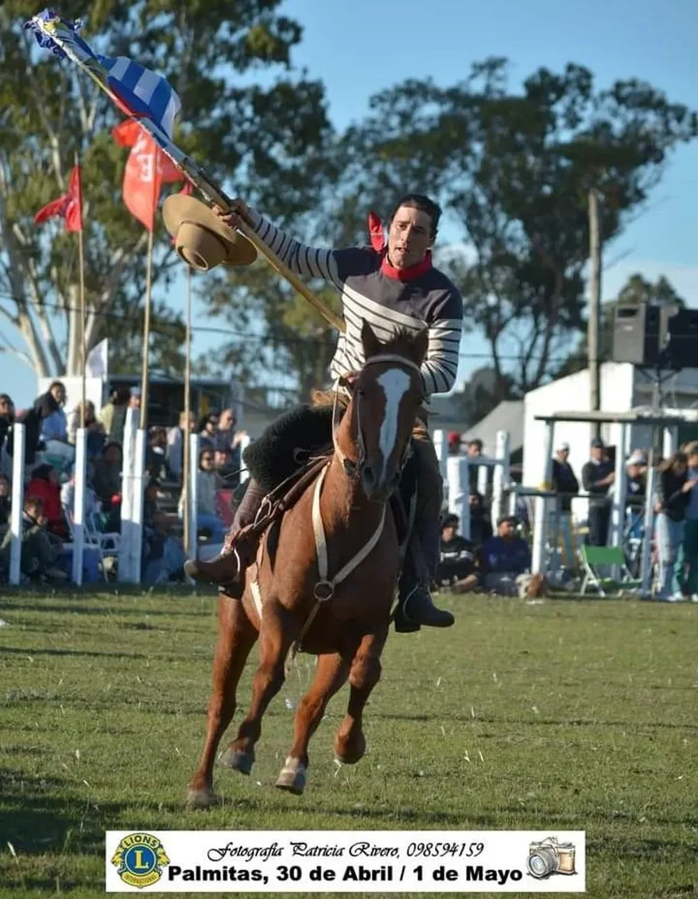 Una de las dos vueltas de honor que Nazareno Bengochea ha dado hasta el momento.