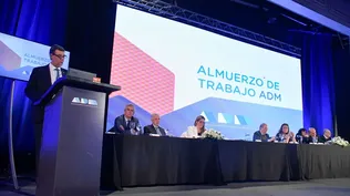 Qué dijeron el agro, la industria, el comercio y la construcción sobre la baja del dólar