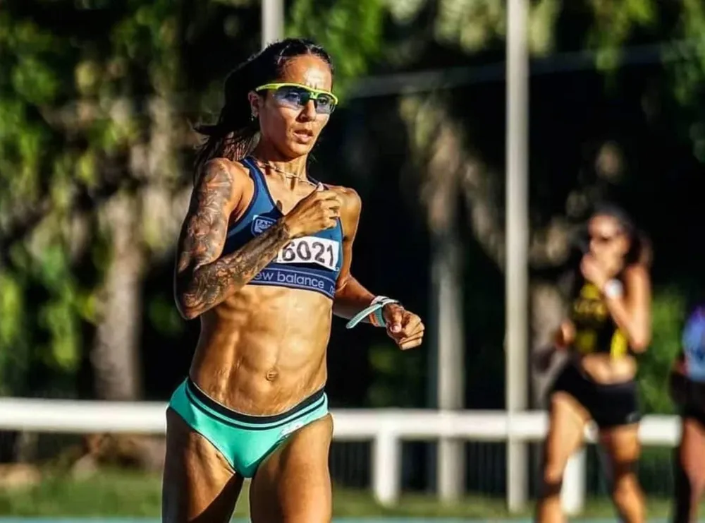En la pista, récord nacional en 10.000 m