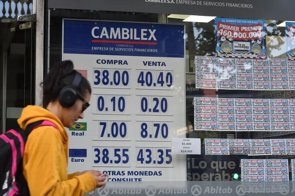 Pizarra de cambio. (Archivo)