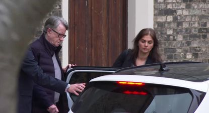 Mandelson fue arrestado en su casa de Londres.