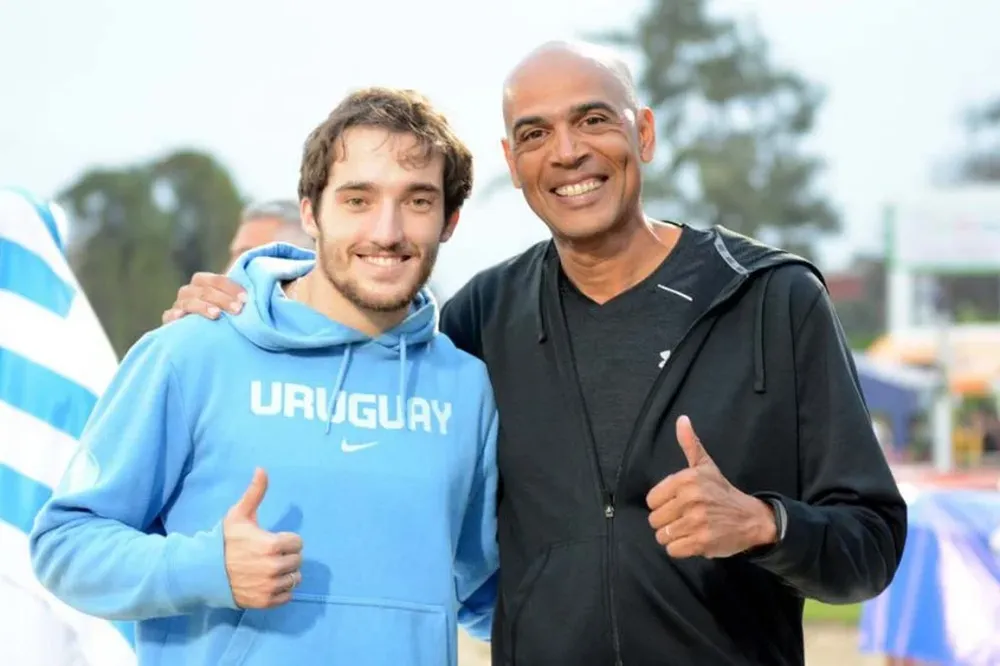 Emiliano Lasa junto a su entrenador Nelio Moura
