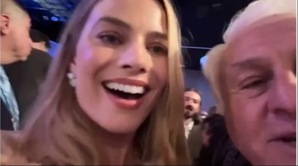 Margot Robbie y Roberto Canessa