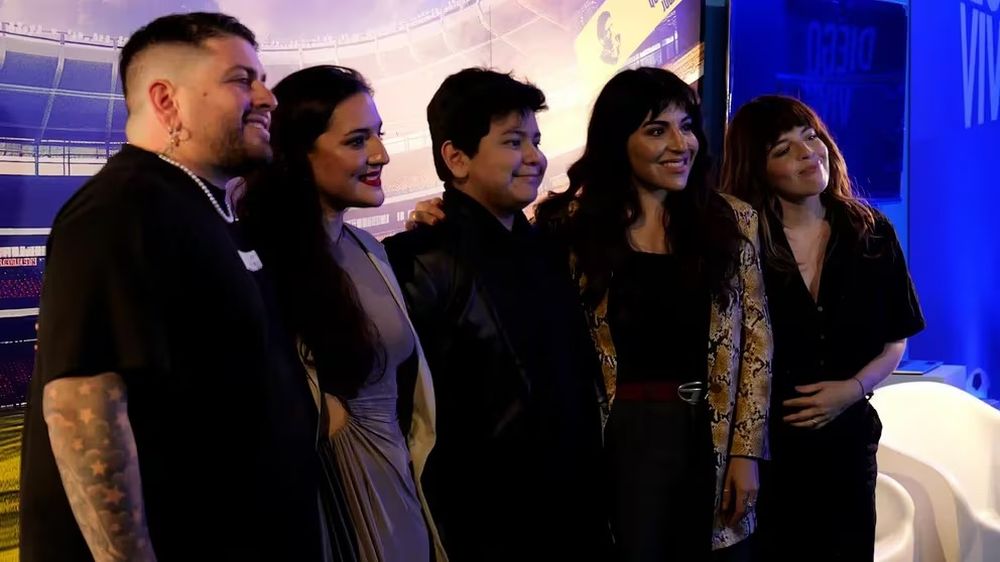 De izquierda a derecha, los hijos de Diego Maradona: Diego Junior, Jana, Dieguito Fernando, Gianinna y Dalma